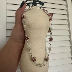 NWOT Elegant Floral New Jade and Amazonite Beaded Necklace